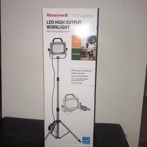 LED HIGH OUTPUT WORKLIGHT
